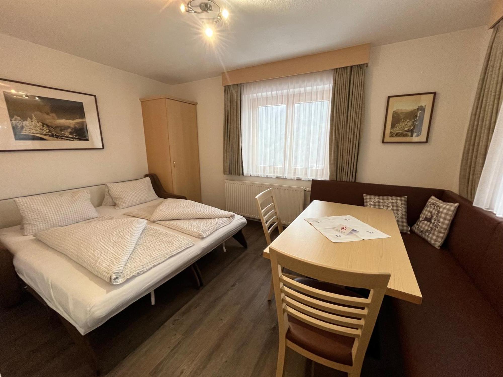 Franzele Appartements & Breakfast Solden Bagian luar foto